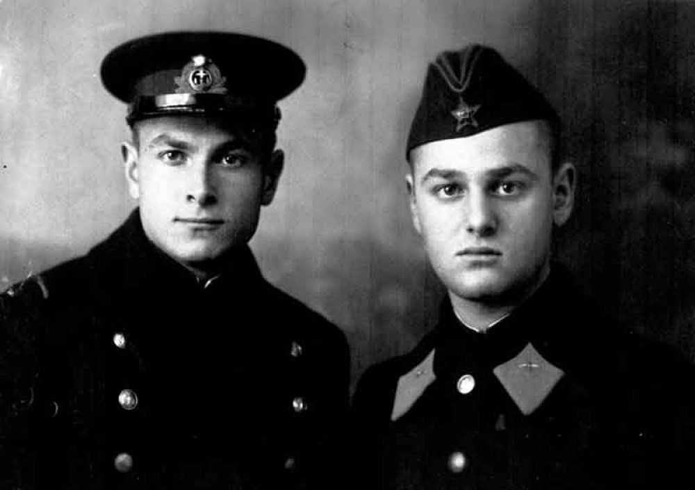 Братья Левины: Валентин и Савелий Брати Левіни: Валентин та Савелій